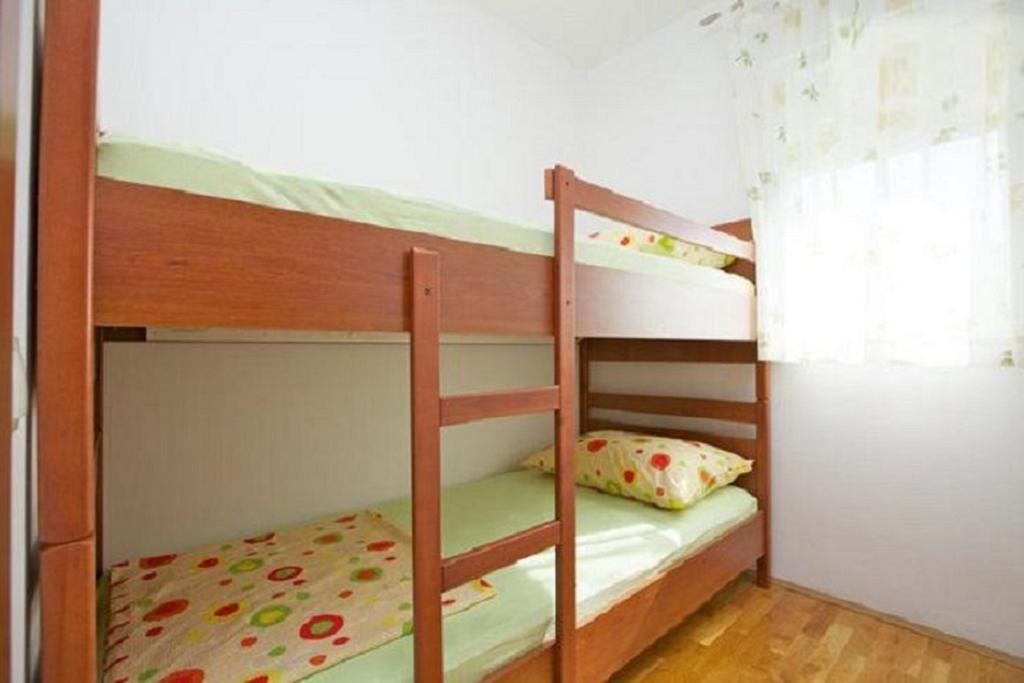 Apartments And Rooms Misic 트로기르 객실 사진