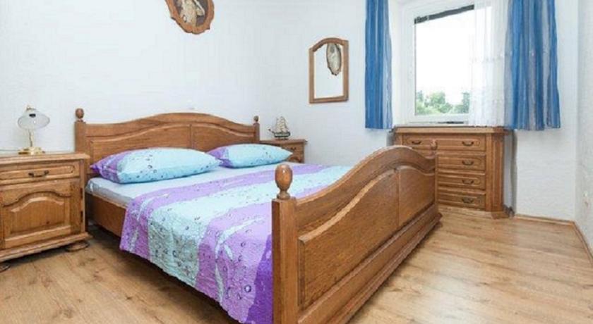 Apartments And Rooms Misic 트로기르 객실 사진